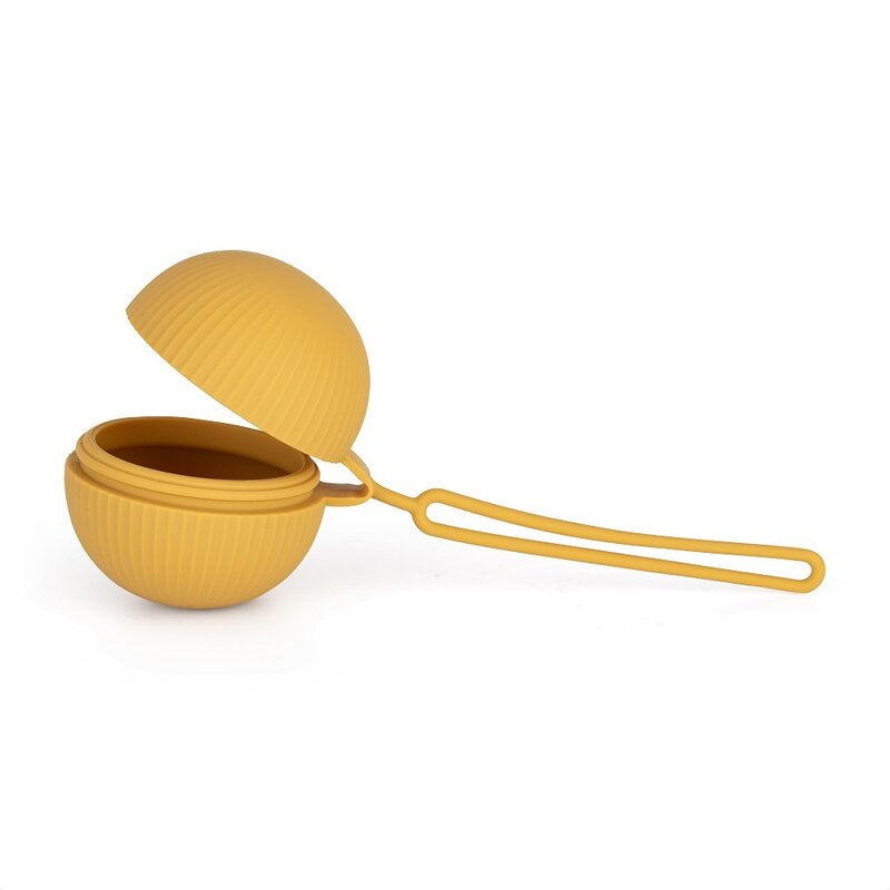 Suport suzeta, Petite&Mars, Universala, Cu maner, Poate fi atasat la carucior sau geanta, Silicon, Fara BPA, 0 luni+, Galben