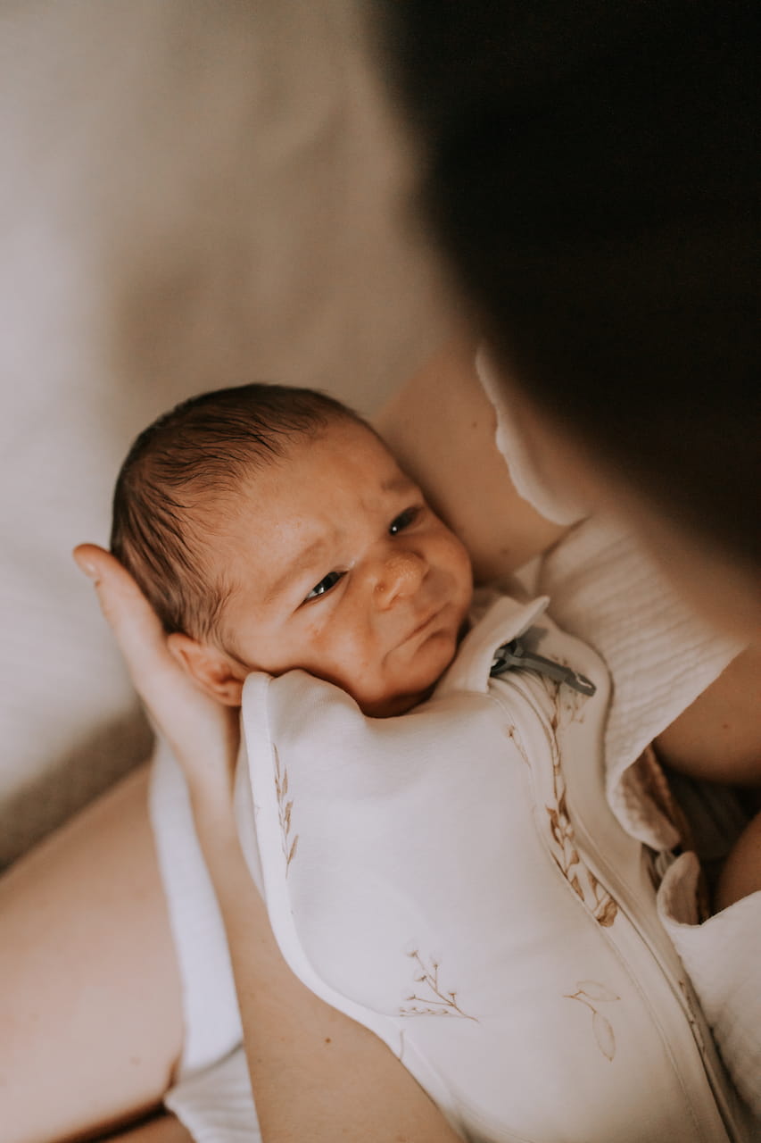 Saculet Swaddle infasat Nou Nascut Bumbac + Caciulita - First Step