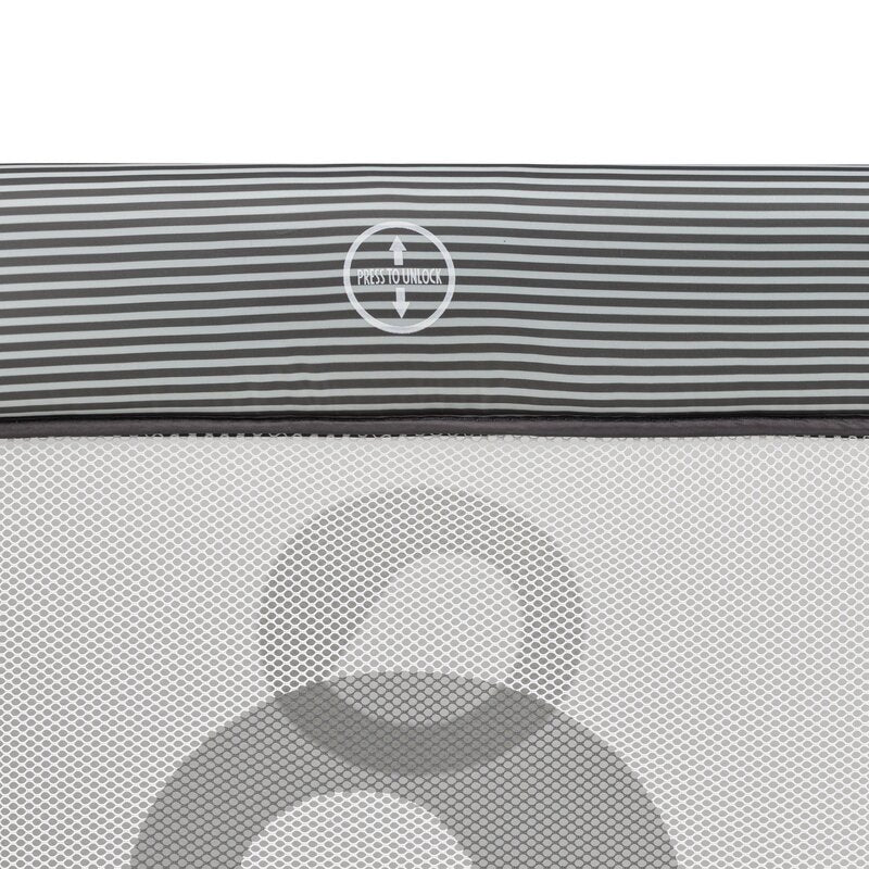 Tarc de joaca copii, Lionelo, Bonnie, Pana la 15 kg, 100 x 100 cm, Pliere compacta, Include geanta de transport, Din plasa, Cu intrare laterala cu fermoar, Cu roti, Cu salteluta din spuma, Conform cu EN12227, Gri inchis