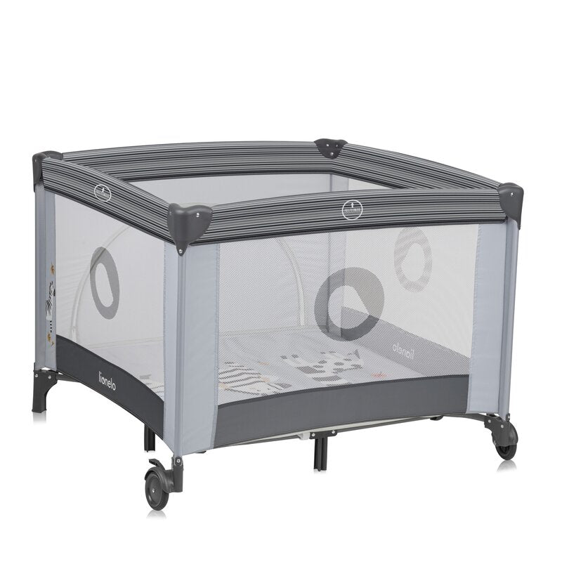 Tarc de joaca copii, Lionelo, Bonnie, Pana la 15 kg, 100 x 100 cm, Pliere compacta, Include geanta de transport, Din plasa, Cu intrare laterala cu fermoar, Cu roti, Cu salteluta din spuma, Conform cu EN12227, Gri deschis