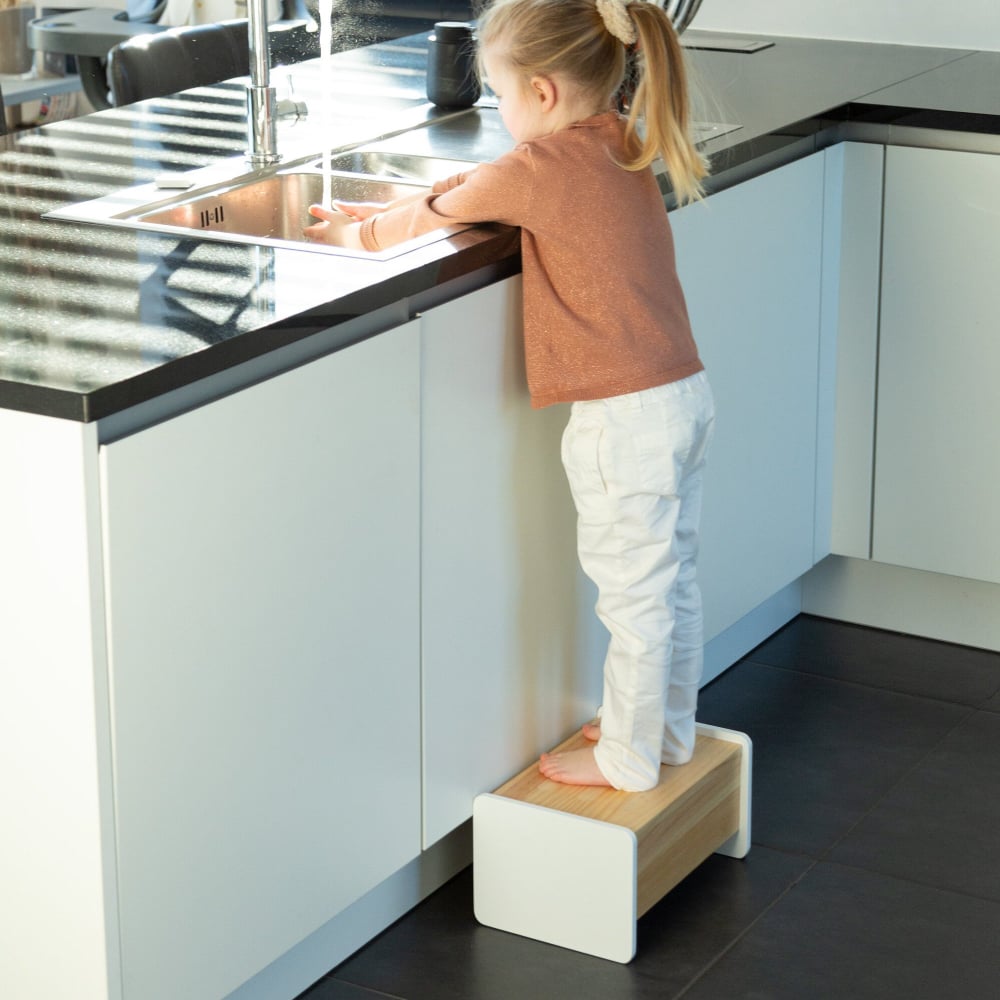 Treapta inaltator Childhome 35x23x18 cm Lemn Natural Alb