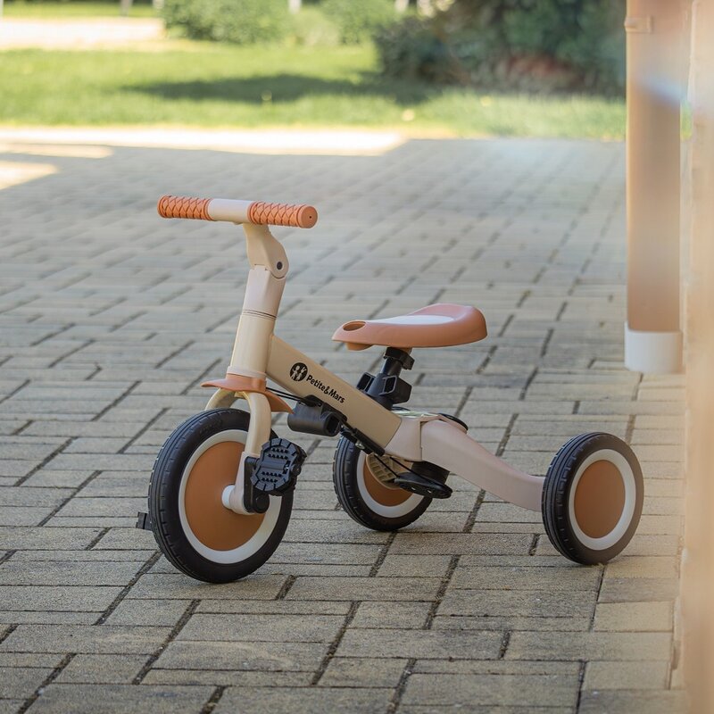 Tricicleta, Petite&Mars, Turbo, Editie limitata, 5 in 1, Multifunctionala, Vehicul de impins, Bicicleta cu/fara pedale, Cu maner de ghidaj, Detasabil, Roti din cauciuc, Pana la 25 kg, 1.5-5 ani, Pink Meadow