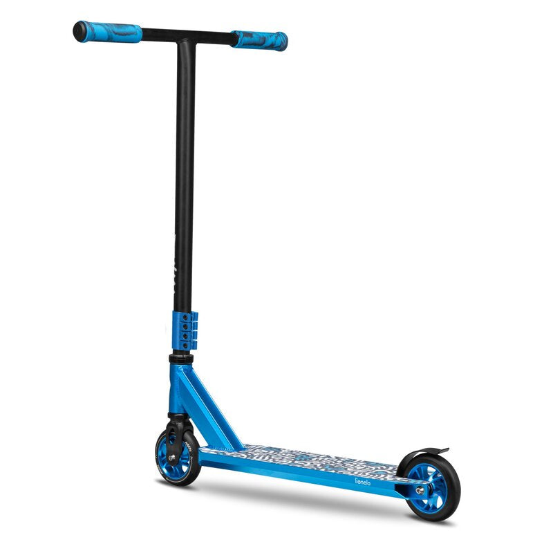 Trotineta, Lionelo, Whizz, Pentru Acrobatii, Rulmenti ABEC-9, 20 - 100 kg, Conform cu standardul european de securitate EN14619, Albastru