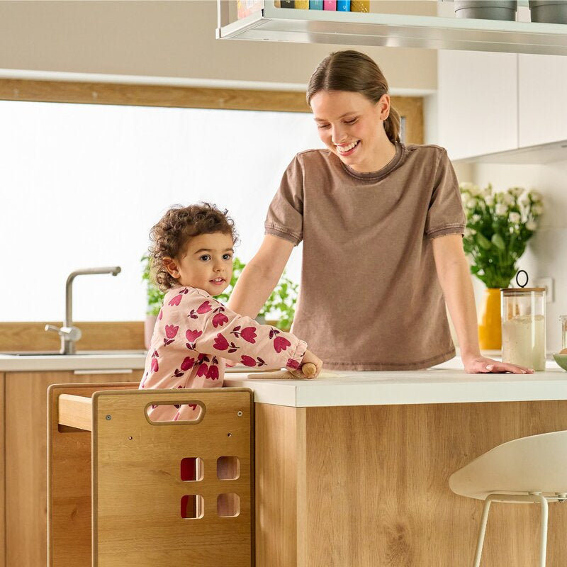 Turn de invatare Montessori, Lionelo, Cass, Functie de raft pentru carti, Pana la 30 kg, 12 luni - 6 ani, Din MDF si furnir, 3 trepte de inaltime, Alb